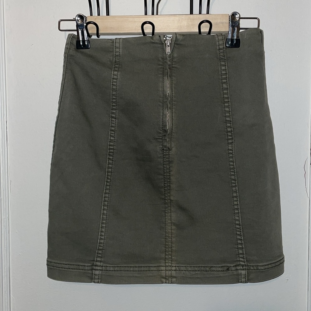 Free People green denim mini skirt - Picture 3 of 8